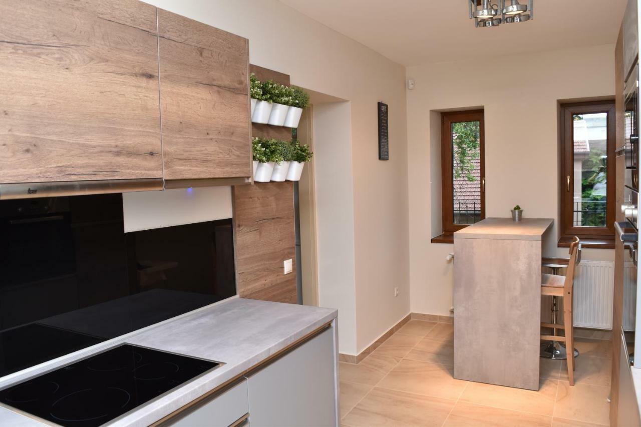 Fenyo Apartman Miskolctapolca Exterior foto